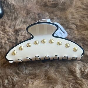 Anthropologie Cream and Gold Hair Clip